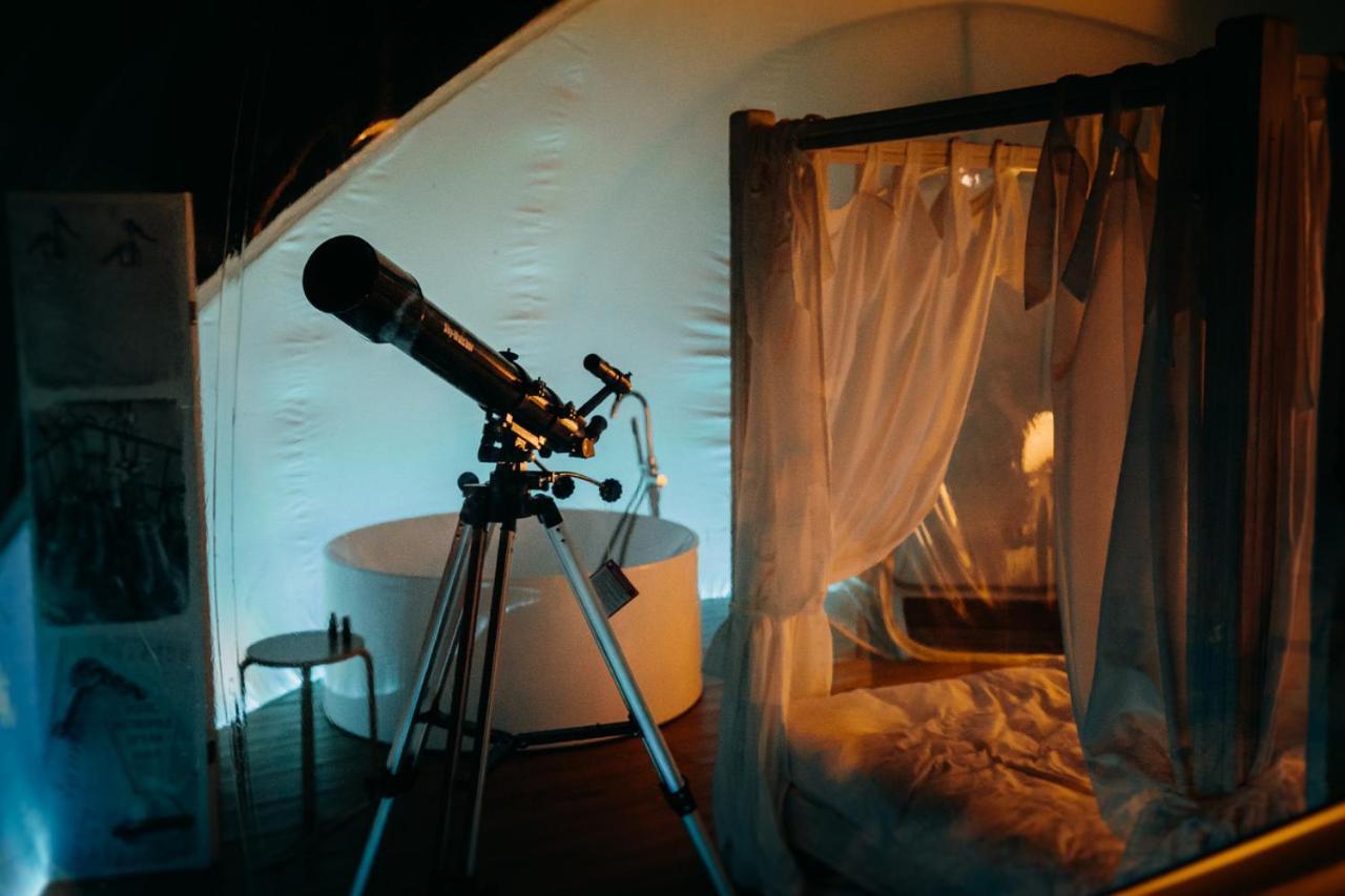 Hotel Burbujas Astronomicas Albarari Sanxenxo Exterior foto